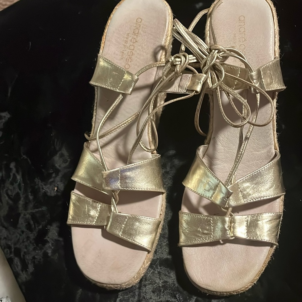 André Assous Wedge heels